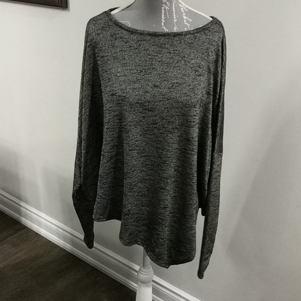 Massimo long sleeve top - Picture 3 of 7
